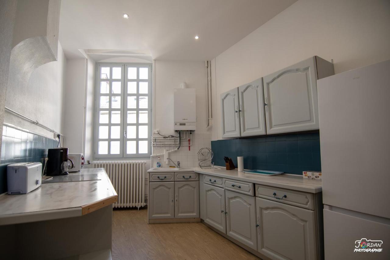 Hyper Centre - 3 Chambres - Gare - Wifi - Cosy Bourg-en-Bresse Eksteriør billede