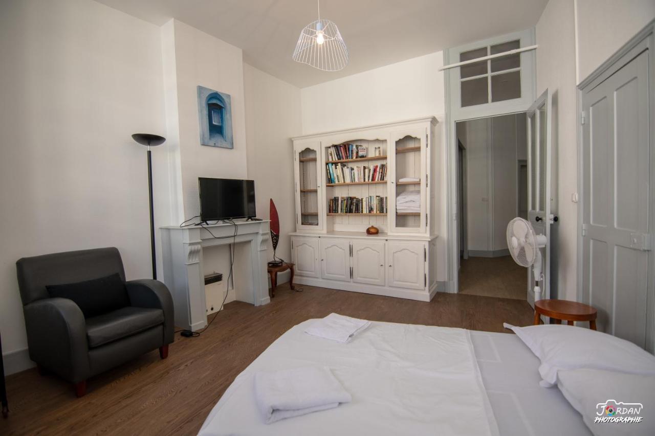 Hyper Centre - 3 Chambres - Gare - Wifi - Cosy Bourg-en-Bresse Eksteriør billede